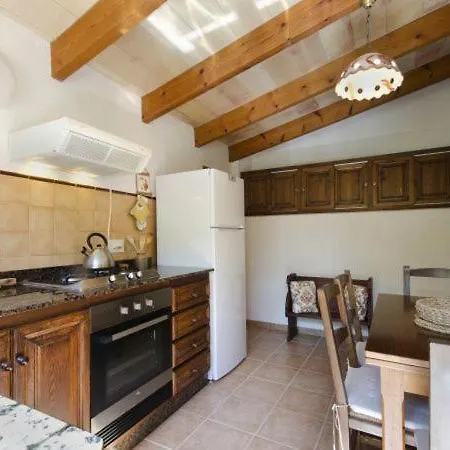 Sleeps 4 With Pool Air Con And Wifi Villa